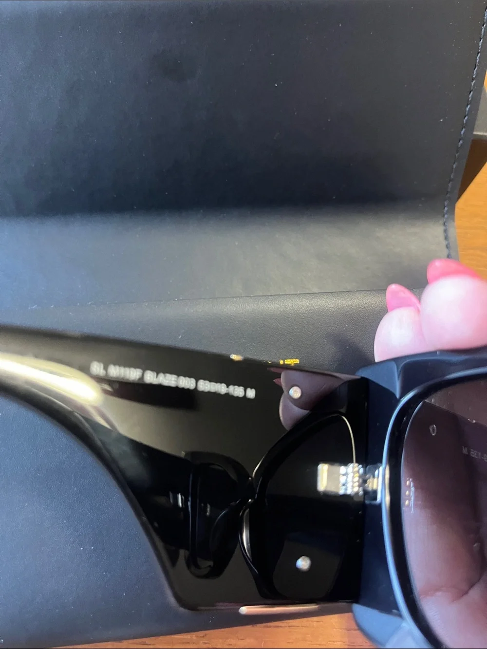 Saint Laurent Black Sunglasses with Gold YSL Logo - Picture 11 of 11